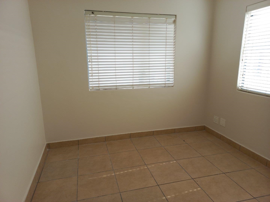 To Let 2 Bedroom Property for Rent in Die Bult North West